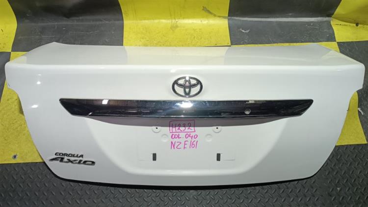 Крышка багажника Тойота Королла Аксио в Черепаново 103985