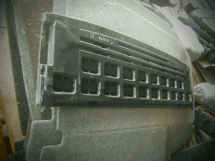 Полка багажника Тойота Сиента в Черепаново 77566