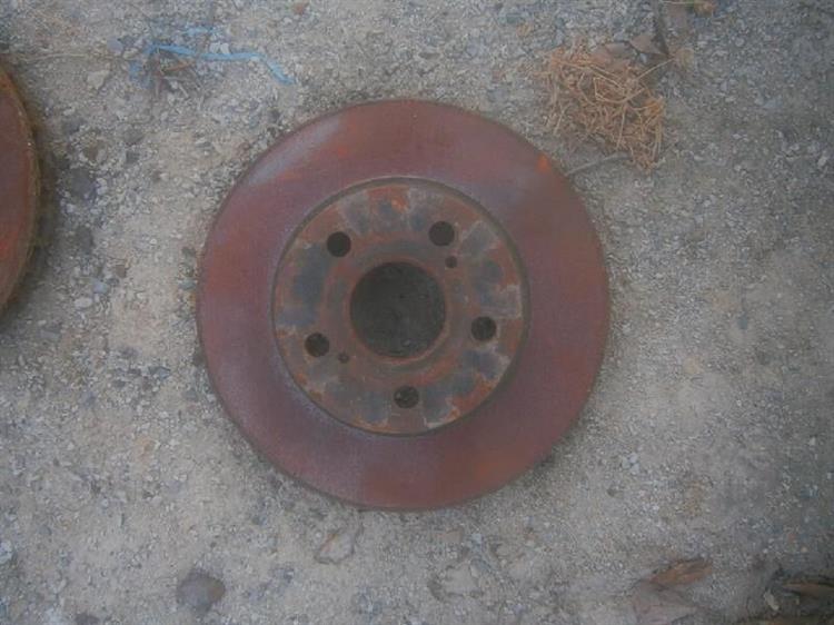 Тормозной диск Тойота Приус в Черепаново 81565